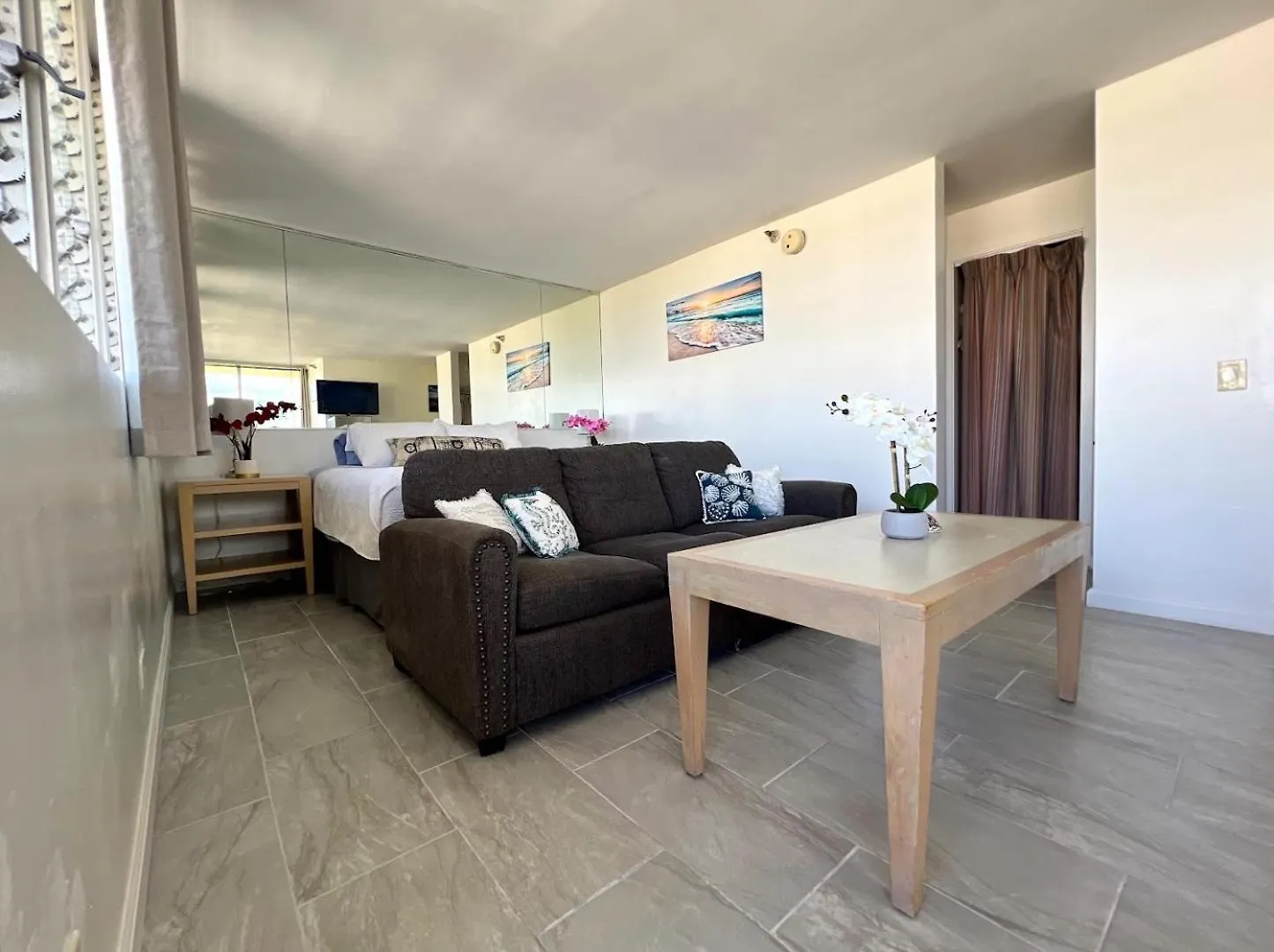 Hotel Penthouse In Waikiki With Ocean & Mountain Views à Honolulu