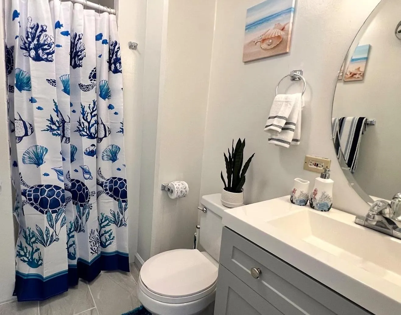 Penthouse In Waikiki With Ocean & Mountain Views Hotel Honolulu 3*,